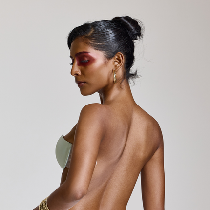 MAROON Strapless Seamless Silicone Invisible Bra Breast Lifting Dress Half Coverage Nylon Lightly Padded Transparent Back Underwire Party wear Stick-on Bra