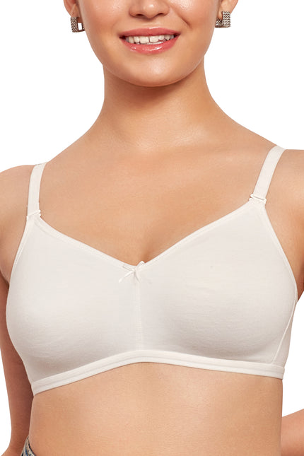 bra in white colour
